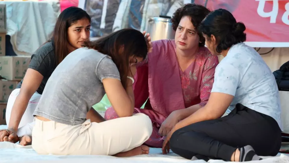 Priyanka Gandhi meets protesting wrestlers at Jantar Mantar