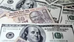 Indias forex kitty declines by $2.16 billion to $584.24 billion