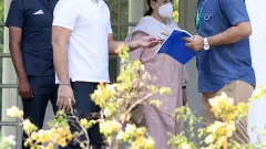 Rahul Gandhi vacates his official bungalow in Delhi; Tharoor dubs it exemplary gesture