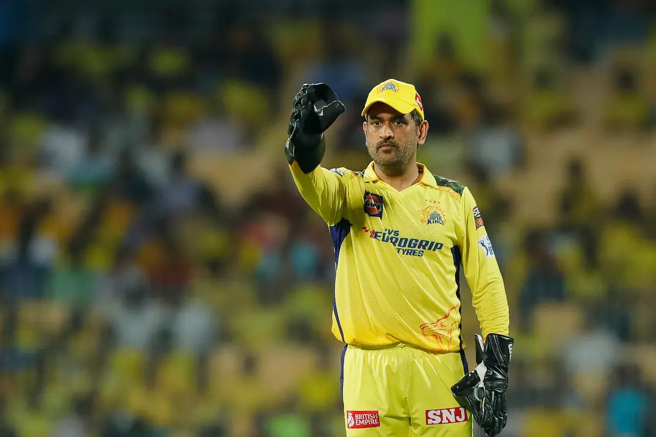 IPL 2023 | RCB vs CSK: Gavaskars big statement on captain Dhoni