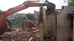 Madrasa students biggest losers as Centre, Delhi Waqf Board tussle over properties