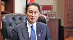 Japanese PM unhurt after blast just ahead of his speech; suspect nabbed