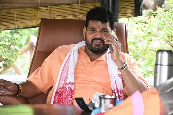 WFI chief Brij Bhushan refuses to quit, BJP MLAs voice support to him WFI chief Brij Bhushan refuses to quit, BJP MLAs voice support to him