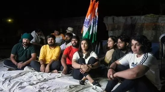 Delhi Police seek report from panel probing WFI chief; 7 wrestlers file complaint