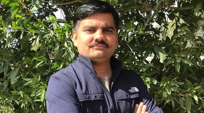 Gujarat dummy candidate scam: AAP cries foul as whistleblower is named as accused