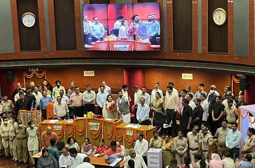AAP’s Shelly Oberoi elected Delhi Mayor after BJP candidate withdraws from race AAP’s Shelly Oberoi elected Delhi Mayor after BJP candidate withdraws from race