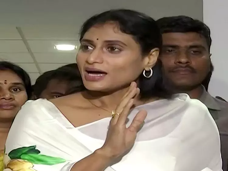 Telangana: A day after arrest, YS Sharmila granted bail in cops assault case