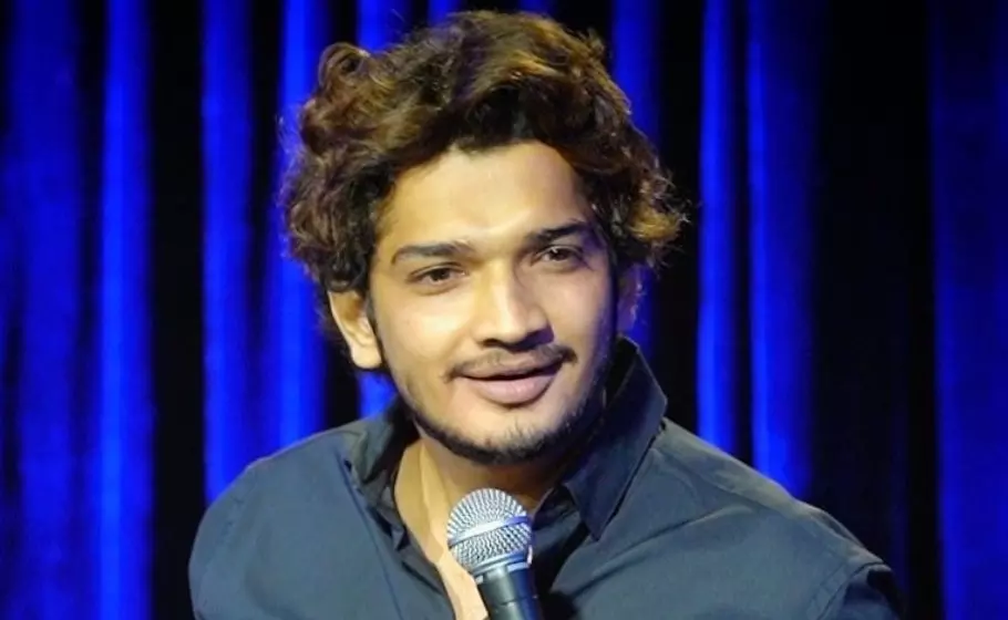 Supreme Court transfers all FIRs against comedian Munawar Faruqui to Indore Supreme Court transfers all FIRs against comedian Munawar Faruqui to Indore