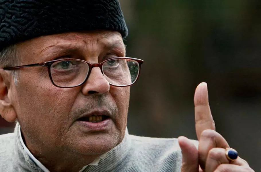 TN govt to install former PM VP Singhs statue in Chennai