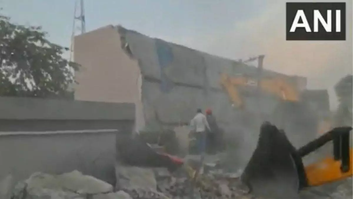 Rice mill collapse in Haryana: 4 dead, 18 injured, several trapped under rubble Rice mill collapse in Haryana: 4 dead, 18 injured, several trapped under rubble