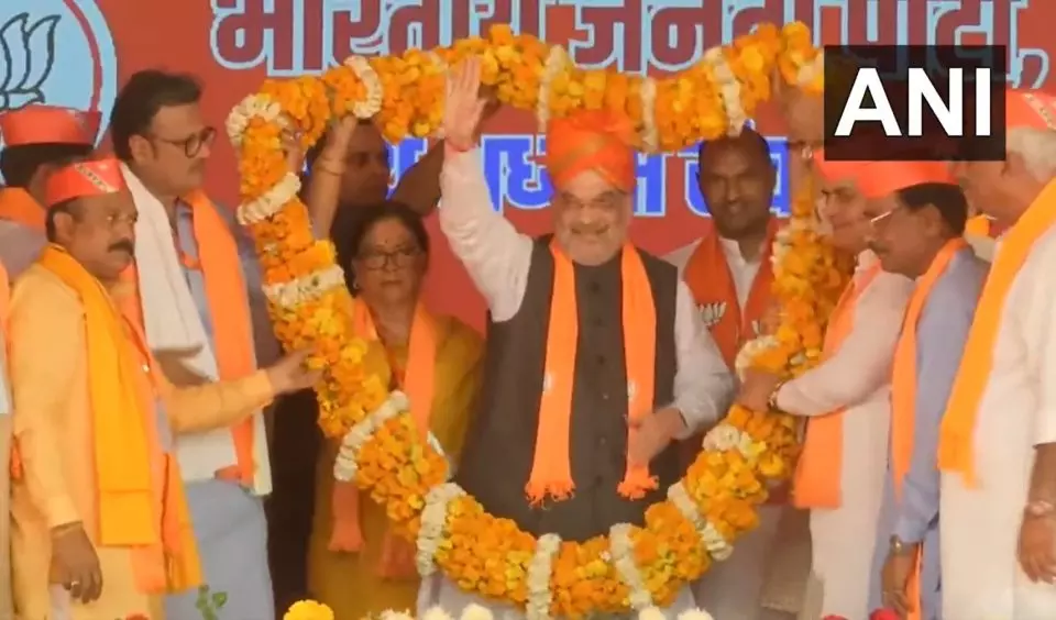 Pilot-Gehlot fight in Rajasthan a tussle for chair: Vasundhara Raje