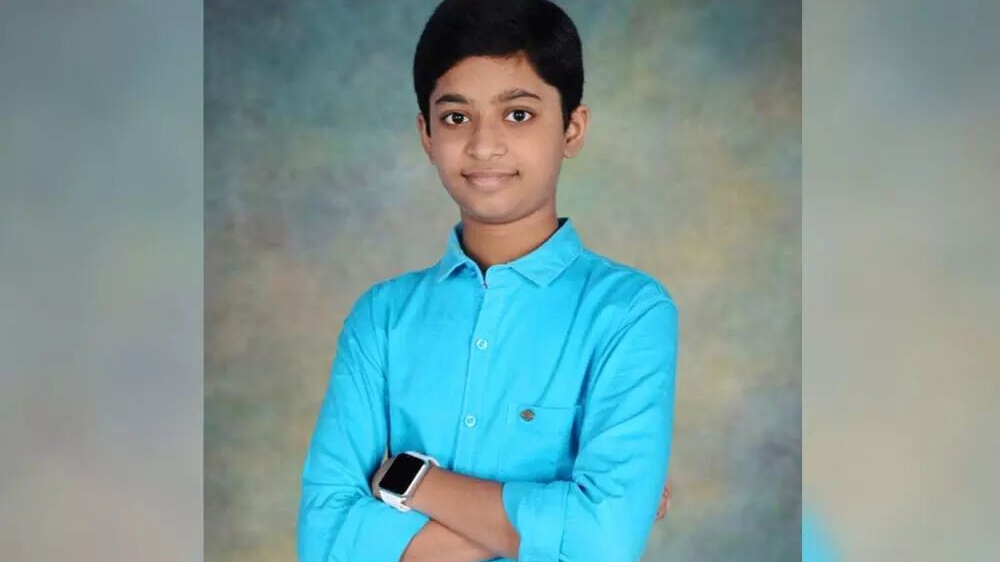 India inch closer as South Africa struggle to 182/7 at lunch, costs $40 million